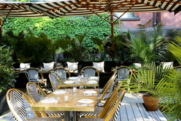 Al fresco dining - thegoldenhournyc.com