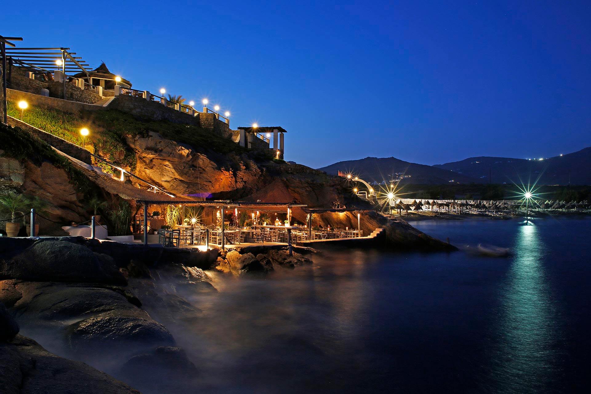 By night for a super romantic dinner - Dinner in a cave - www.spiliarestaurant.gr