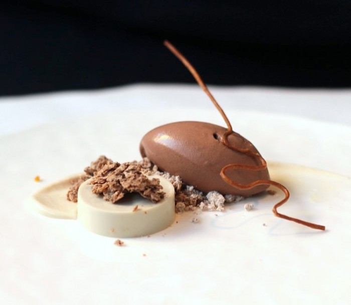 Gianduja Crémeux - wafer streusel and Nutella ice cream