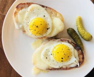 manhatta restaurant croque madame bar snack